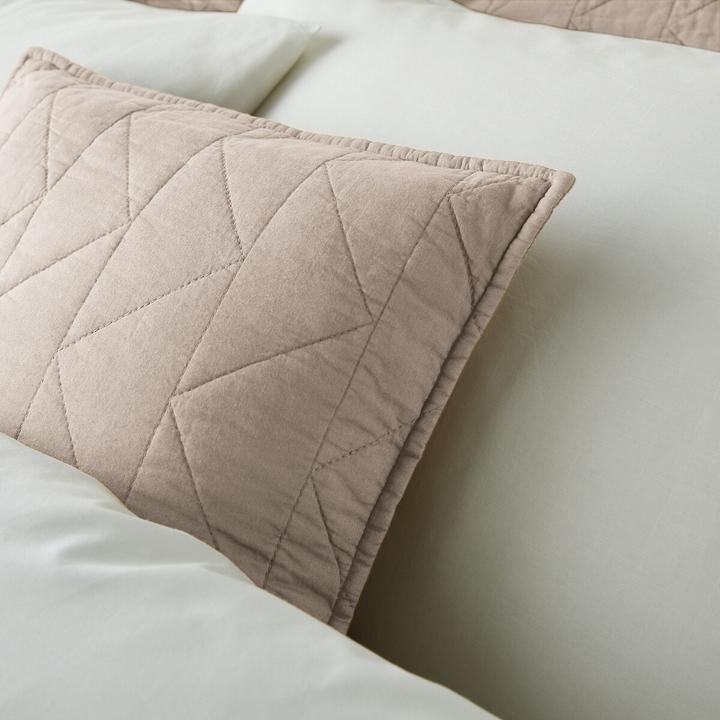 Actual product image La Redoute Interieurs Scenario Zig Zag (180 x 250 cm)