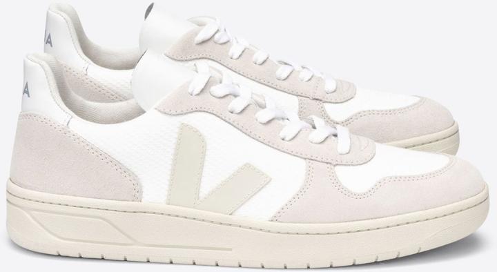 Actual product image Veja V-10 (38)