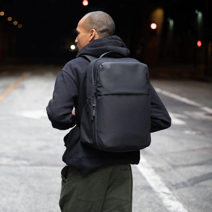 Produktbild Incase A.R.C. Daypack (19.50 l)