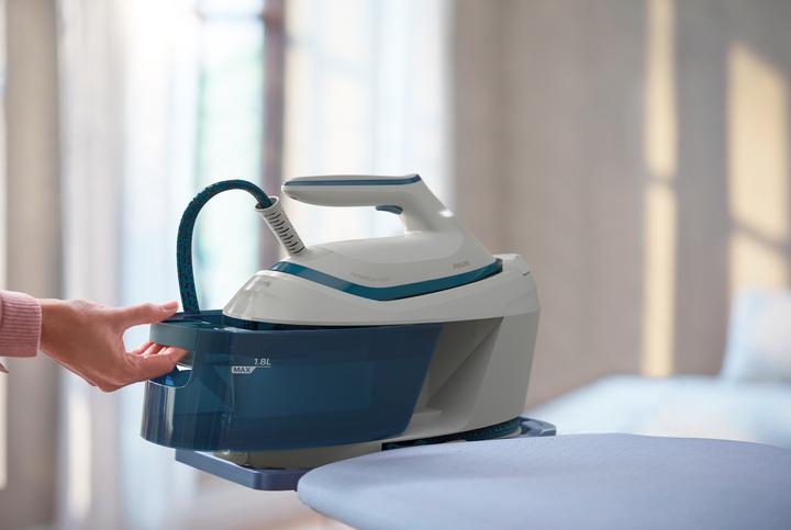 Actual product image Philips PSG6022/20 iron (2400 W, 500 g/min)