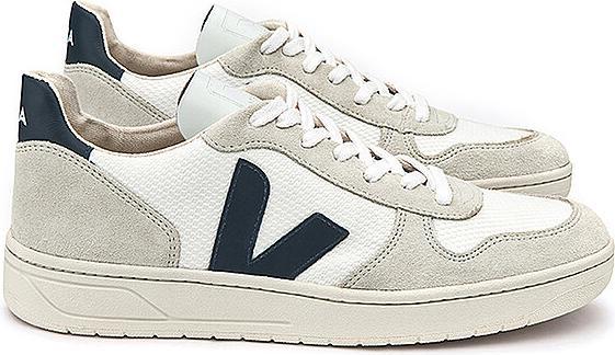 Actual product image Veja V-10 (46)