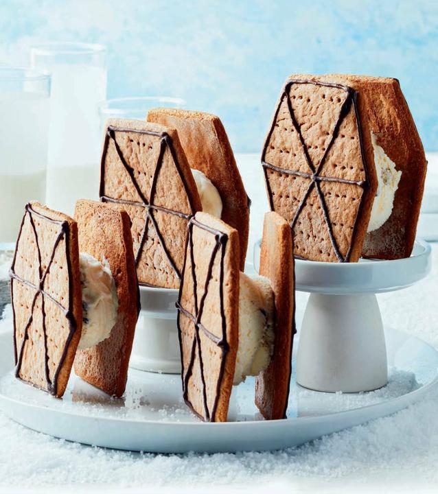 Image du produit Panini Star Wars: Galaktisch Backen (Allemand, Éditions Insight, LUCASFILM, 2022)