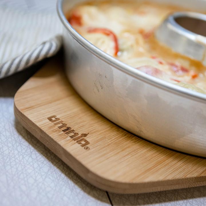 Immagine prodotto Omnia Sottopentola in bambù per il forno (1 x, Pan coaster)