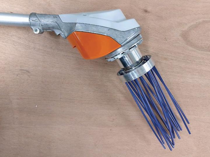 Produktbild Tiger Fugenbürste für Motorsensen (Rasentrimmer, Gartenmaschinen Aufsatz)
