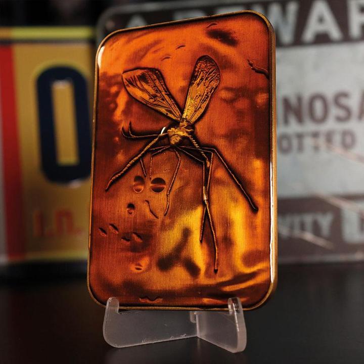 Actual product image Fanattik Jurassic Park: Mosquito in Amber - Limited Edition