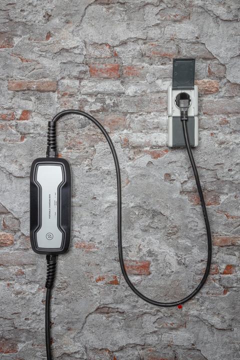 Productafbeelding Deltaco EV laadkabel E-car & Hybride, 16 A, 3.6 kW (CEE 7/7, 3.60 kW, 16 A, 5 m)