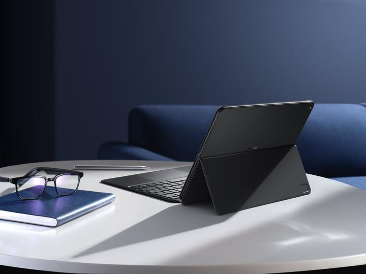 Produktbild Huawei MateBook E (12.50", 128 GB, Black, Grey)