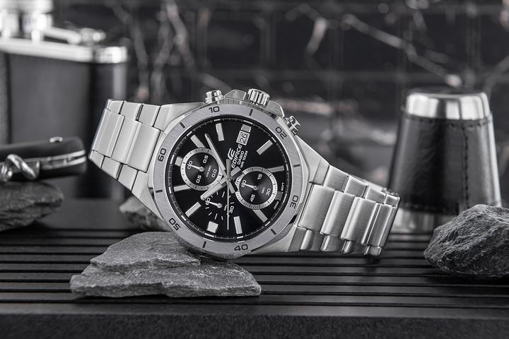 Actual product image Casio Edifice EFV-640D-1AVUEF (198) (Chronograph, 44 mm)