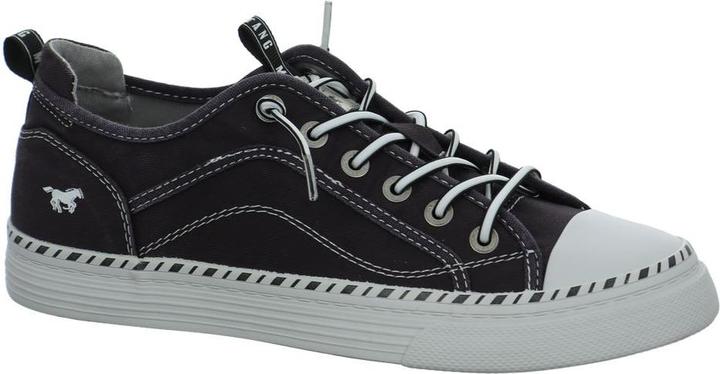 Actual product image Mustang Sneaker (40)