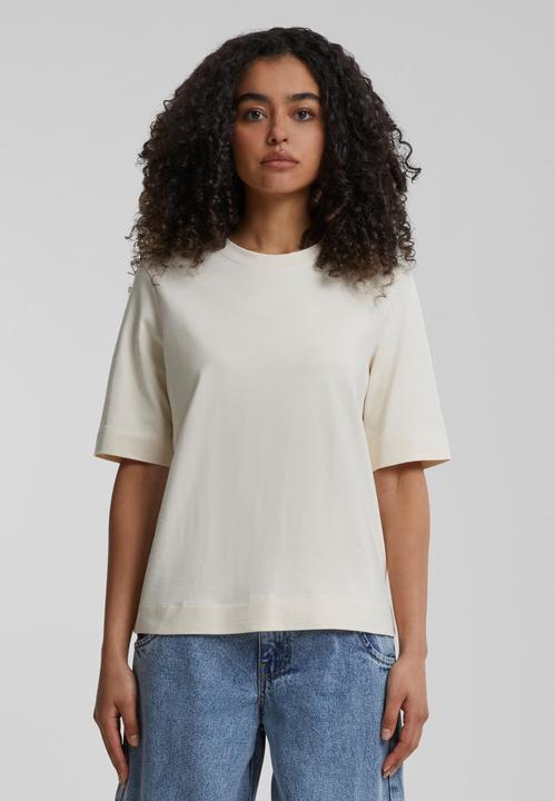 Actual product image Urban Classics Ladies Classy Tee - 137829 (M)