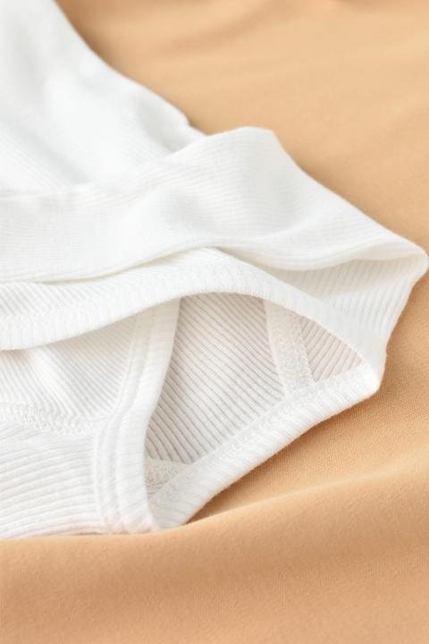 Produktbild BabyCosy 4 Stk Set. Hose. T-shirt. Mütze. Fausthandschuhe (68)