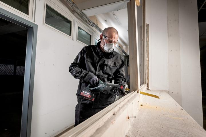 Actual product image Metabo reciprocating saw