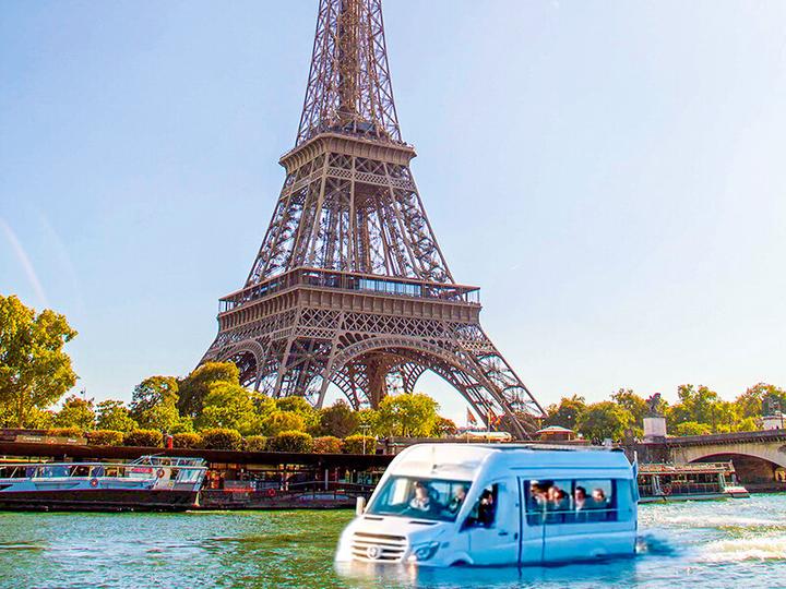 Produktbild Smartbox Romantischer Urlaub in Paris mit 2 Übernachtungen, Busbootsfahrt und Champagner für 2 (2 Pers.)