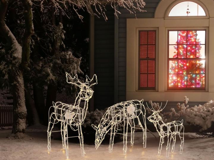 Produktbild Beliani Outdoor Weihnachtsbeleuchtung LED weiss Rentier 76 cm 3er Set MIKKELI