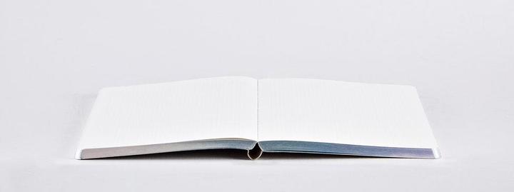 Actual product image Nuuna Voyager (20 x 13.5 cm, Dotted, Soft cover)