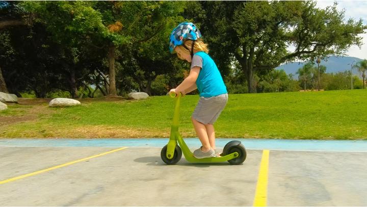 Produktbild Razor Wild Ones Junior Kick Scooter