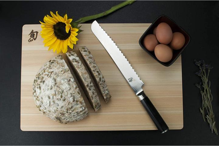 Actual product image Kai Shun Bread Knife, 23cm, DM-0705 (23 cm)