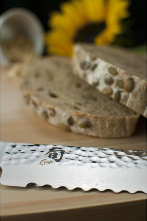 Actual product image Kai Shun Bread Knife, 23cm, DM-0705 (23 cm)