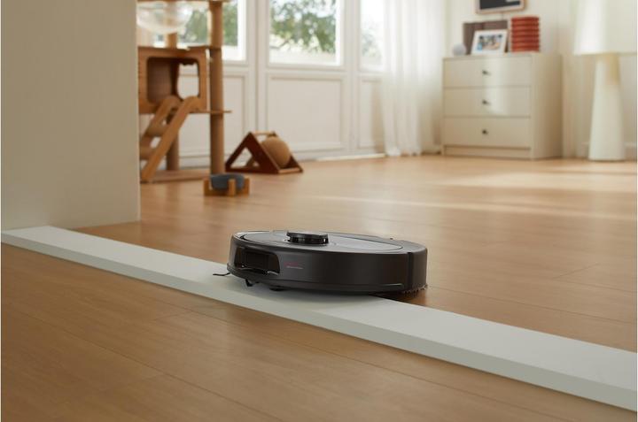 Actual product image Roborock Qrevo Plus (Vacuum mopping robot)