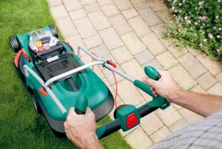 Produktbild Bosch Home & Garden Rotak 43 (Netzbetrieb)