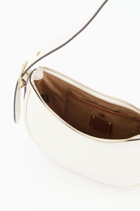 Actual product image Coach Shoulder bag "LUNA