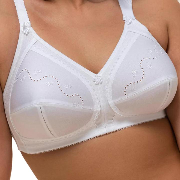 Actual product image Triumph Doreen + Cotton 01 N (90 D, Single pack)