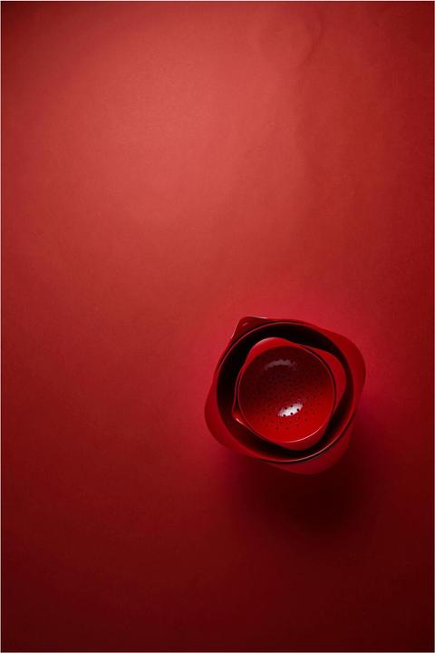 Actual product image Rosti NEW Margrethe bowl 1.5 litre red (1.50 l, 1 x)