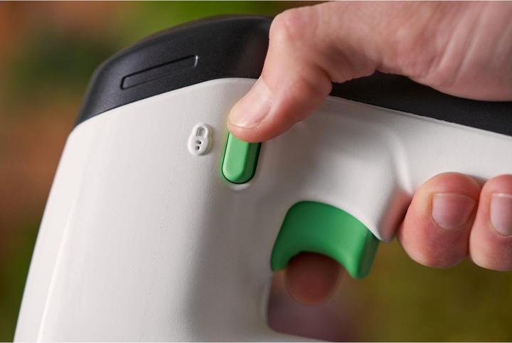 Produktbild Black & Decker BLACK+DECKER reviva Akku-Stichsäge REVJ12C