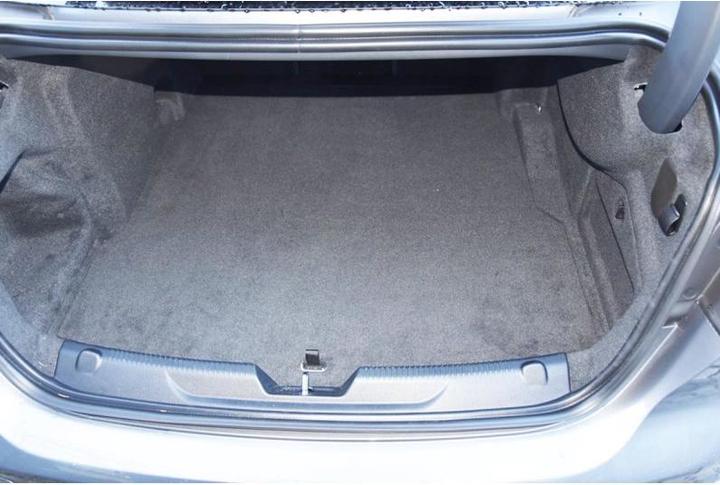 Produktbild ProPlus Kofferraumwanne für Jaguar XE ab 2019 bis heute (mit Pannenset oder Not-Reserverad)
