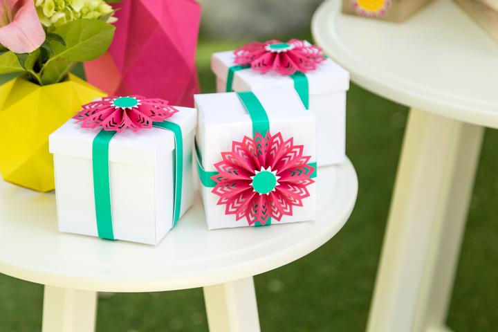 Actual product image Cricut Folding wheel, simple folding