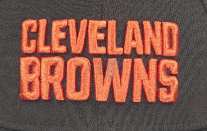 Produktbild New Era NFL - Cleveland Browns - Core Edition 39Thirty Stretch Cap Braun SM (54, 55, 56, 57)