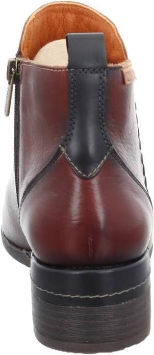 Actual product image Pikolinos Malaga (41)