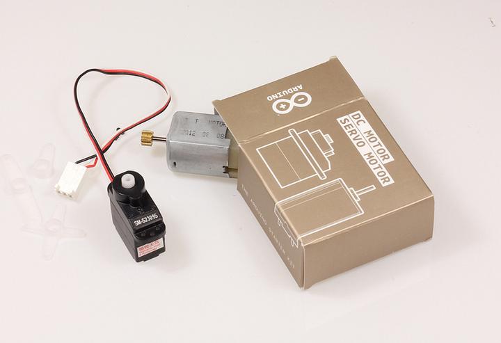 Actual product image Arduino Starter Kit Italiano