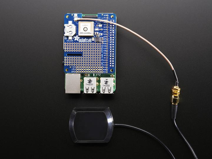 Produktbild Adafruit Ultimate GPS (HAT)