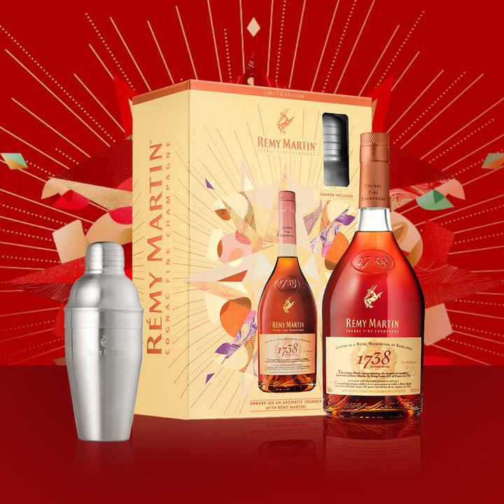 Immagine prodotto Rémy Martin 1738 ACCORD ROYAL Cognac Fine Champagne 40% Vol. 0,7l in confezione regalo con shaker (1 x 70 cl)