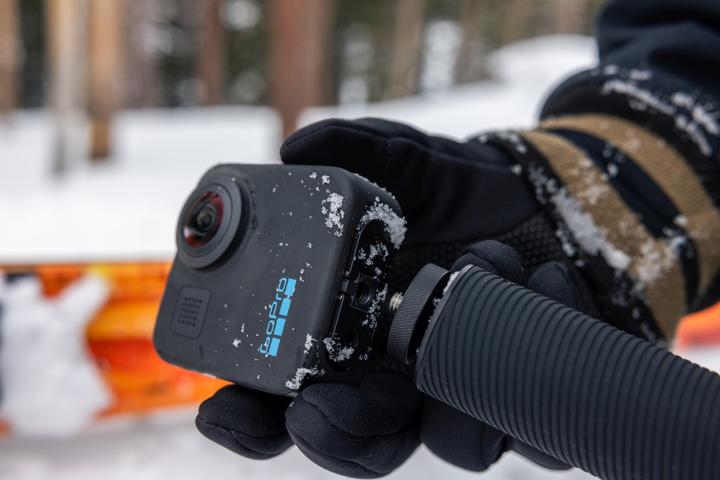 Produktbild GoPro Verlängerungsstange 2.7 m (Hero 13 Black, Hero 12 Black, Hero 11 Black, Hero 10 Black, Hero 9 Black, Hero 8 Black, Hero 7 Black, GoPro Max)
