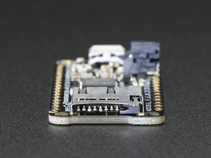 Actual product image Adafruit Feather M0 Adalogger (Various)