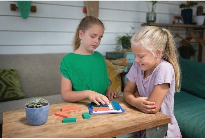 Produktbild BS Toys Quadratisches Puzzle Holz - Formspiel (Italienisch, Französisch, Deutsch)