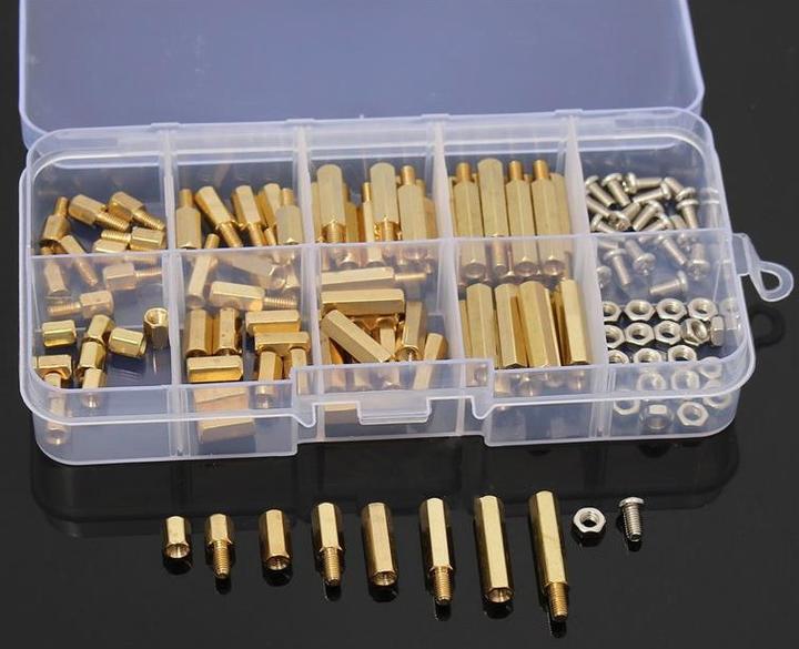 Immagine prodotto Play-Zone Set di 120 pezzi con distanziali 6mm 20mm viti e