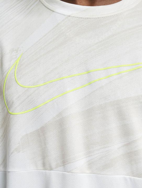 Actual product image Nike Superset Energy Top Light (L)