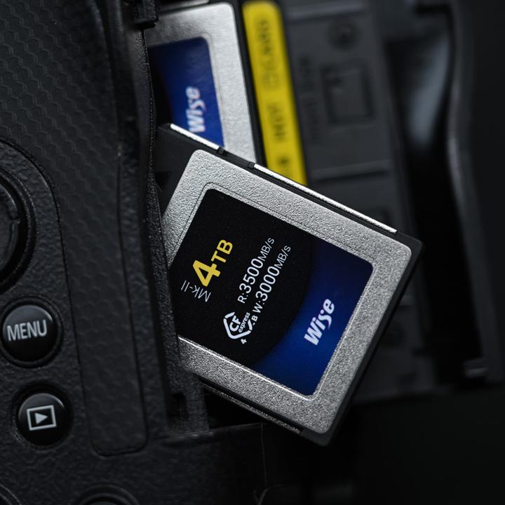 Actual product image Wise CFexpress 4.0 Type B Mk-II 4TB WI-CFX4-B4096M2 (4 GB, CFexpress type B)