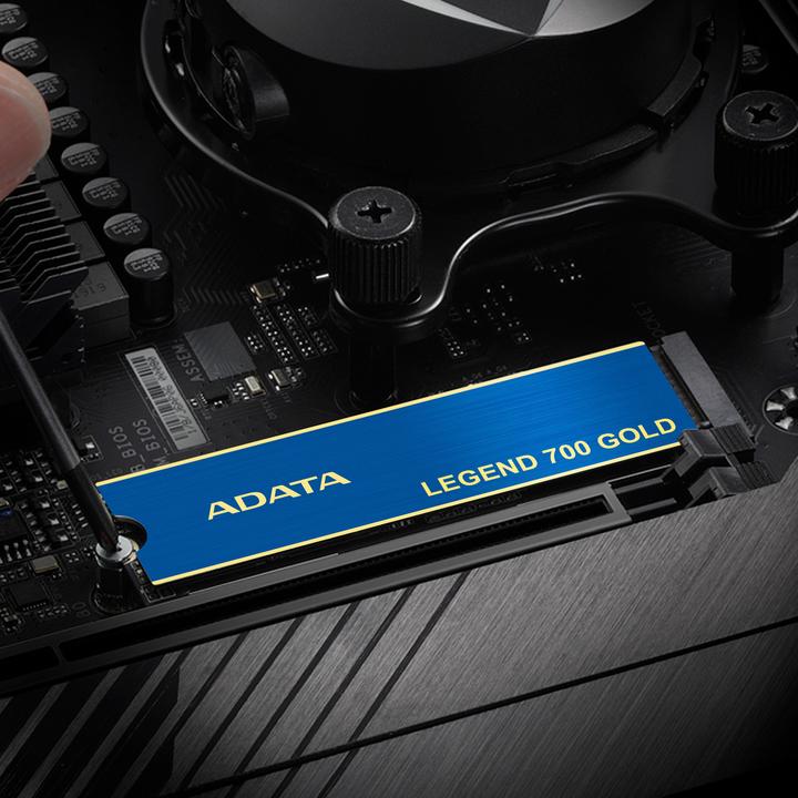 Actual product image Adata SSD 2TB M.2 PCI-E NVMe Legend 700 GOLD retail (2000 GB, M.2 2280)