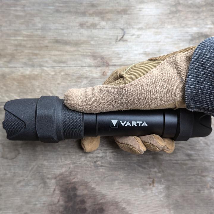 Actual product image Varta Indestructible F30 Pro (22.80 cm, 650 lm)