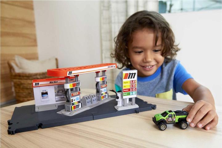 Actual product image Matchbox ACTION DRIVERS FUEL STATION Playset
