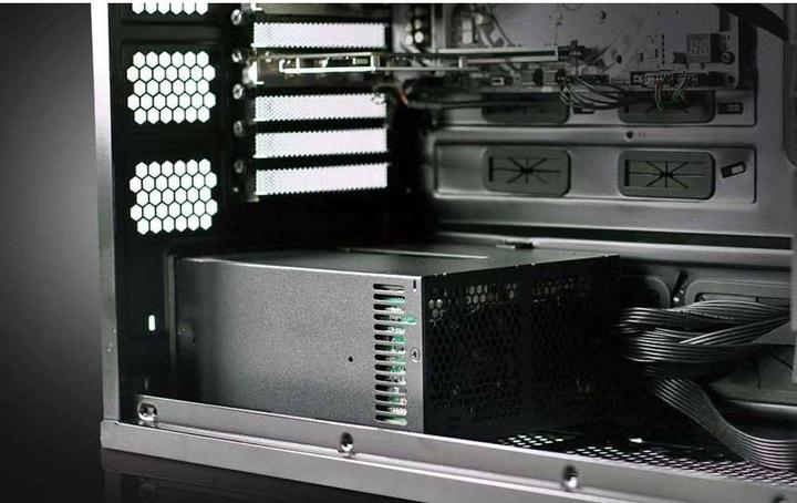 Produktbild Fortron Twins PRO (700 W)