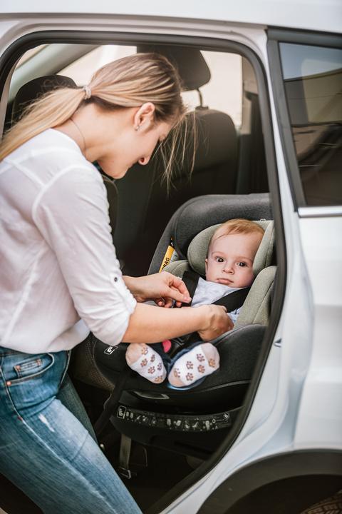 Actual product image BabyGo Move 360 Grey child seat (Reboarder, ECE R129/i-Size Standard)