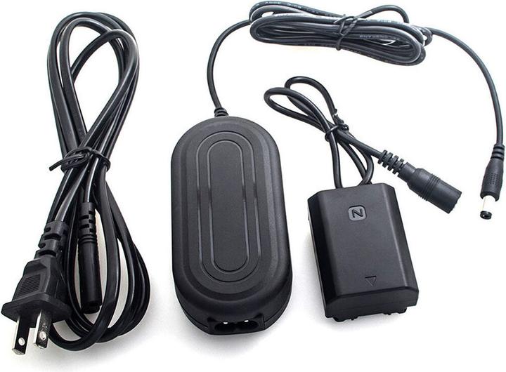Immagine prodotto Caruba Batteria fittizia Sony NP FZ100 a decodifica completa + alimentatore AC PW20 (standard USA) (Accumulatore di carica elettrica)