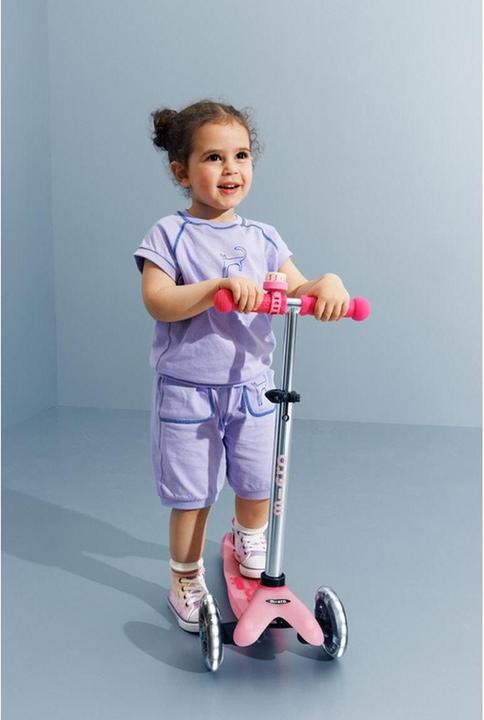 Produktbild Micro Scooter Mini Deluxe Glow Plus LED Pink