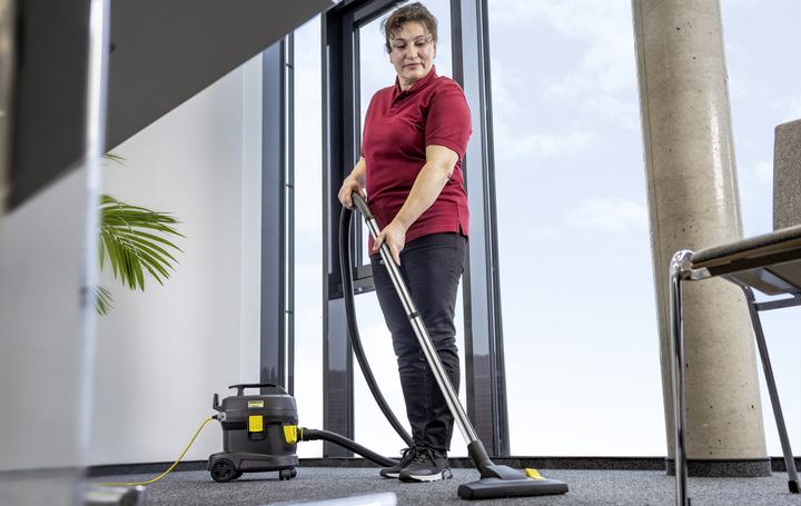 Actual product image Kärcher Trockensauger T 11/1 Classic Adv Re!Plast (Dry vacuum cleaner)