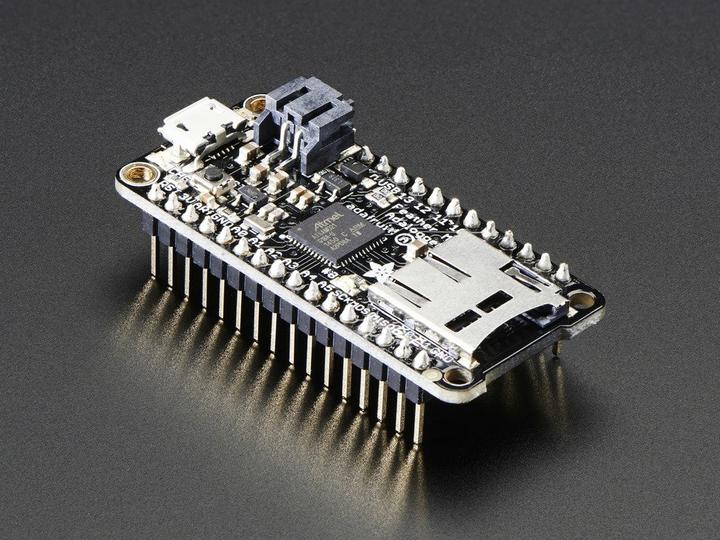 Actual product image Adafruit Feather M0 Adalogger (Various)